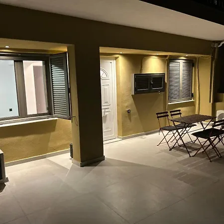 A&g Mare アパート